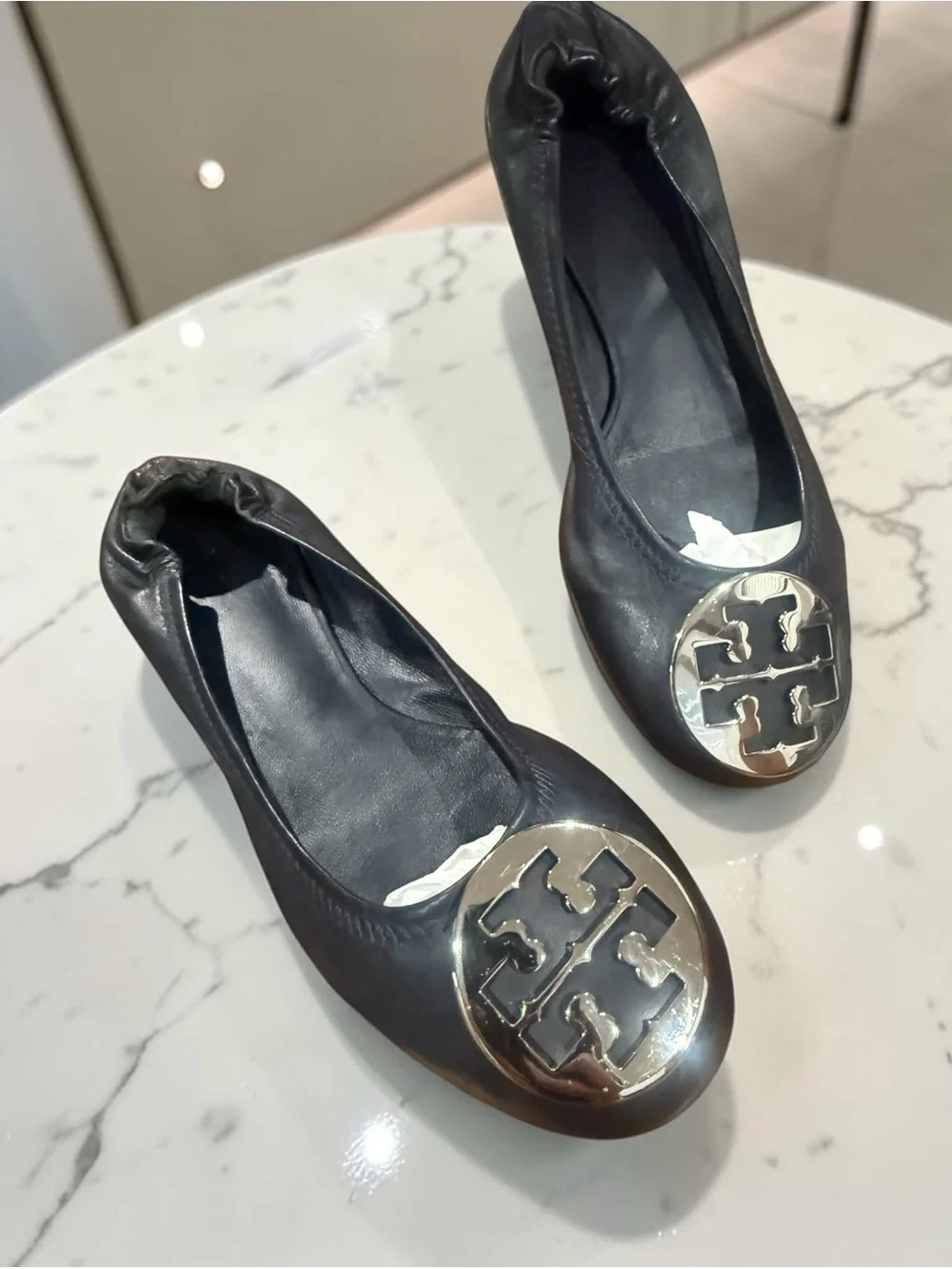 Tory Burch Black Leather Logo Round-Toe Ballet Flats